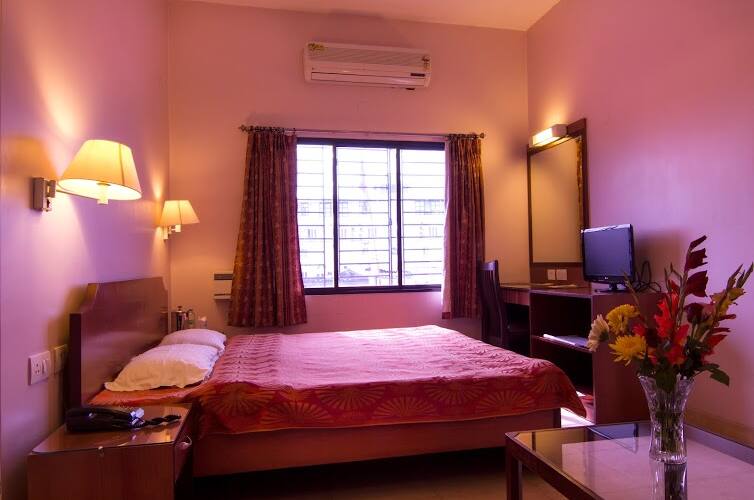 Hotel Rajawas, Dibrugarh 3